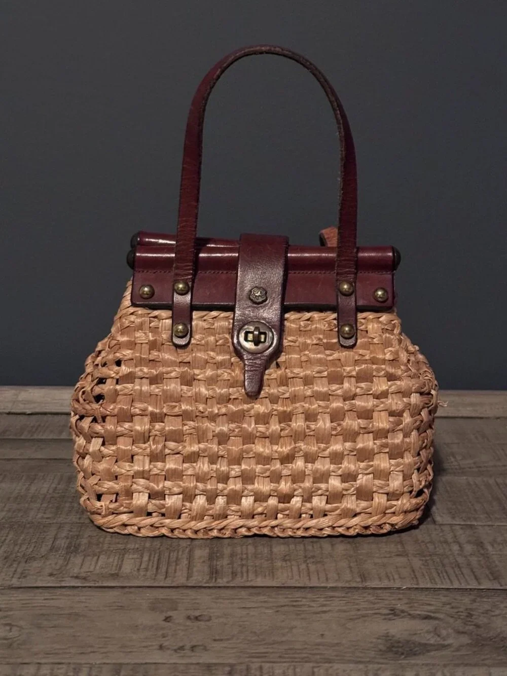 John Romain, Vintage 1960s Woven Straw & Leather Top Handle Handbag - Picture 2 of 11